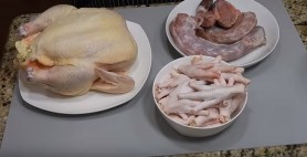 Prețurile continuă să crească: Carnea de pasăre, mai scumpă cu 10%